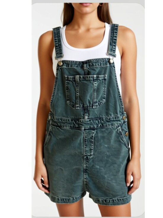 Denim&Co Dresses & Skirts - Denim Co. Bib overall skirt Size 6